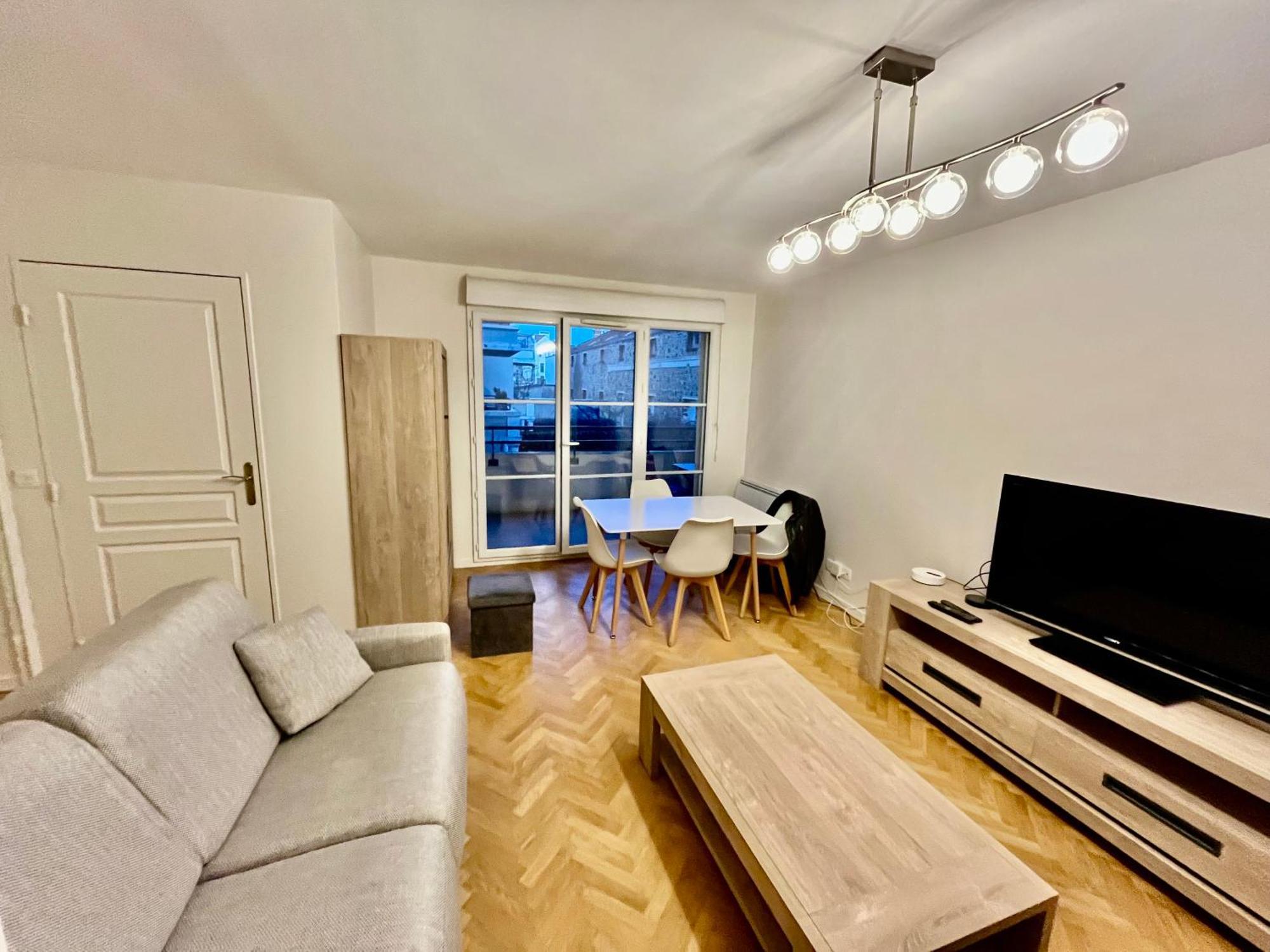 Ferienwohnung Le Sept Avec Parking, Transfert Vaires-sur-Marne Exterior foto